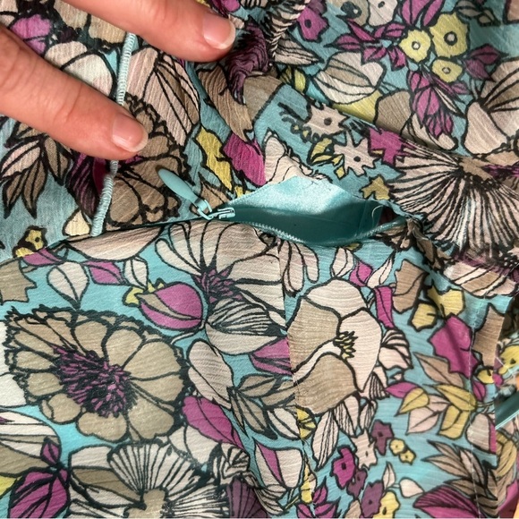 Nicole by Nicole Miller Floral Ruffle V-Neck Camisole - Multicolor - Picture 13 of 16